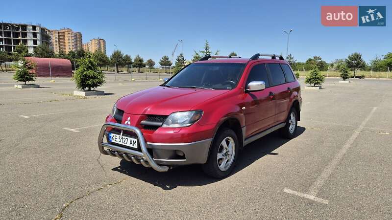 Позашляховик / Кросовер Mitsubishi Outlander 2004 в 
