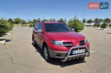 Позашляховик / Кросовер Mitsubishi Outlander 2004 в 