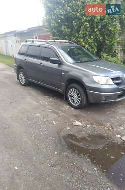 Внедорожник / Кроссовер Mitsubishi Outlander 2007 в Черкассах
