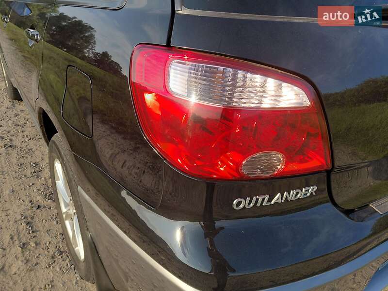Внедорожник / Кроссовер Mitsubishi Outlander 2008 в Кролевце