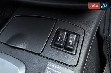 Внедорожник / Кроссовер Mitsubishi Outlander 2007 в 