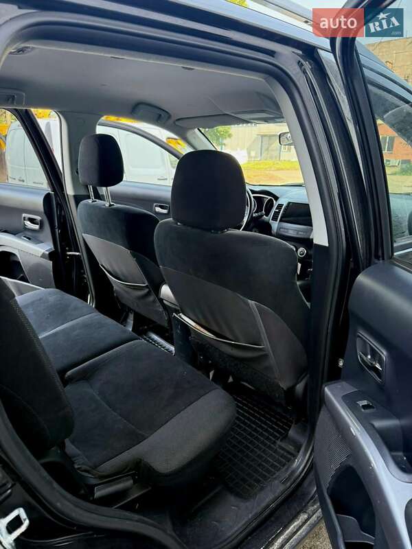 Внедорожник / Кроссовер Mitsubishi Outlander 2008 в Луцке
