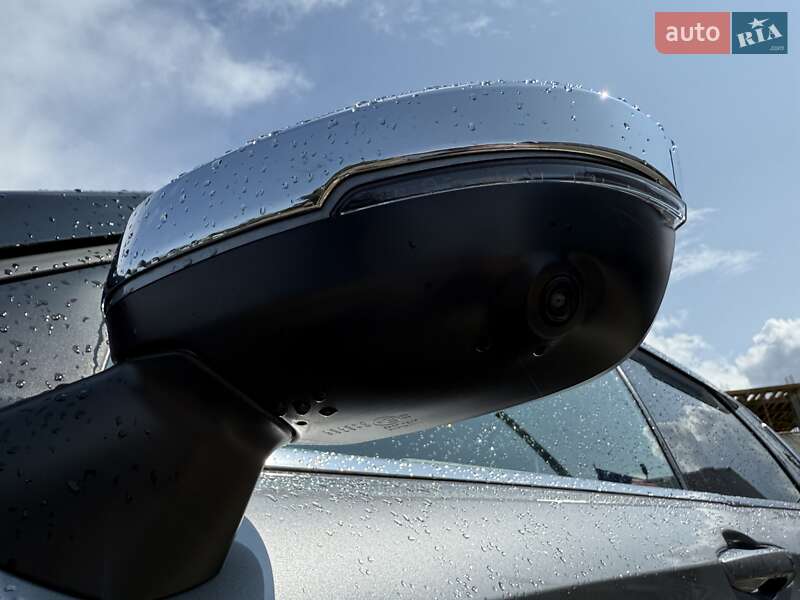 Внедорожник / Кроссовер Mitsubishi Outlander 2022 в Киеве