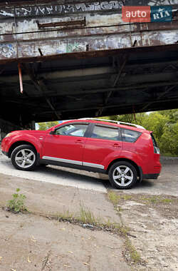 Внедорожник / Кроссовер Mitsubishi Outlander 2007 в Киеве