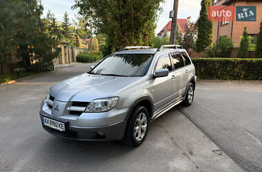 Внедорожник / Кроссовер Mitsubishi Outlander 2006 в 