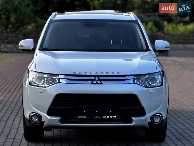 Внедорожник / Кроссовер Mitsubishi Outlander 2015 в Дрогобыче