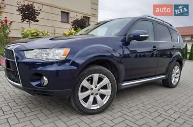 Внедорожник / Кроссовер Mitsubishi Outlander 2009 в Золочеве