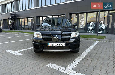 Внедорожник / Кроссовер Mitsubishi Outlander 2007 в 