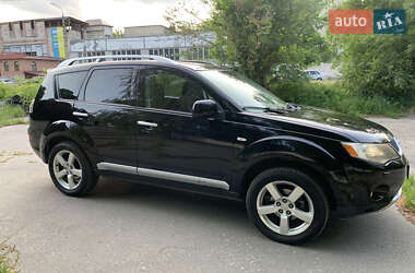 Внедорожник / Кроссовер Mitsubishi Outlander 2007 в 