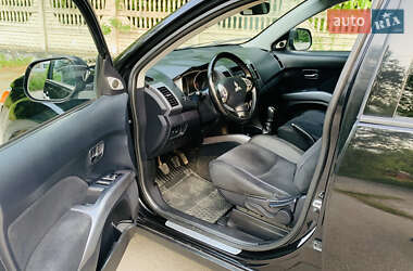 Внедорожник / Кроссовер Mitsubishi Outlander 2007 в 