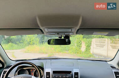 Внедорожник / Кроссовер Mitsubishi Outlander 2007 в 