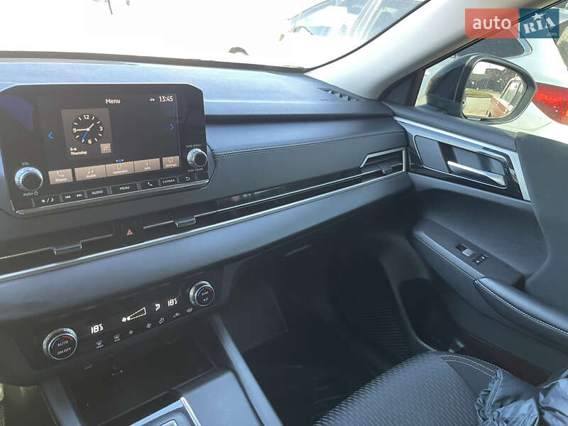 Внедорожник / Кроссовер Mitsubishi Outlander 2021 в Хмельницком