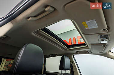 Внедорожник / Кроссовер Mitsubishi Outlander 2013 в 