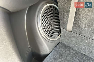 Внедорожник / Кроссовер Mitsubishi Outlander 2013 в 