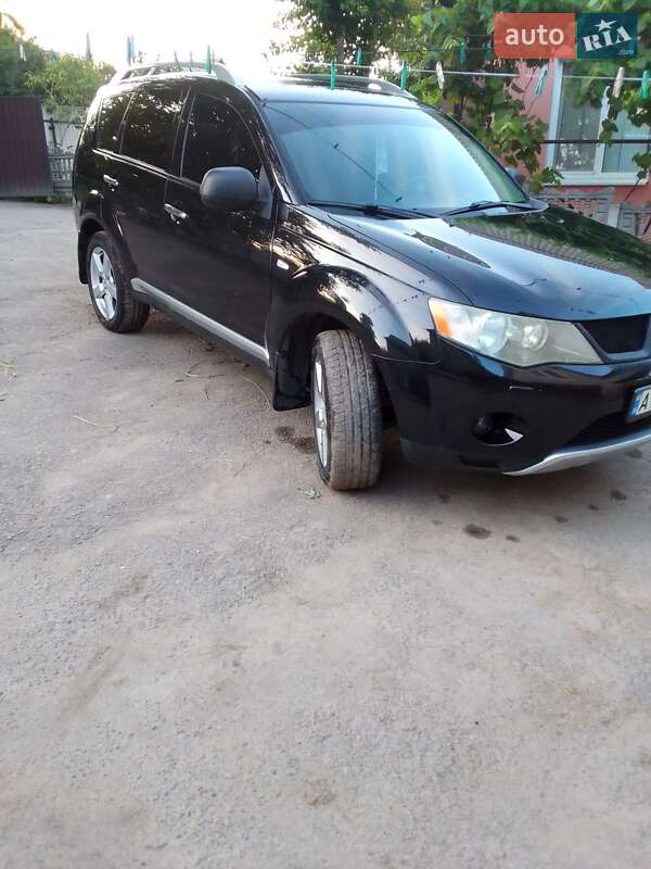 Внедорожник / Кроссовер Mitsubishi Outlander 2007 в Жашкове