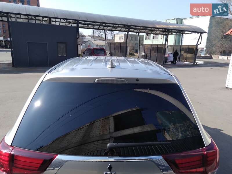 Позашляховик / Кросовер Mitsubishi Outlander 2020 в Дніпрі фото 6 Позашляховик / Кросовер Mitsubishi Outlander 2020 в Дніпрі
