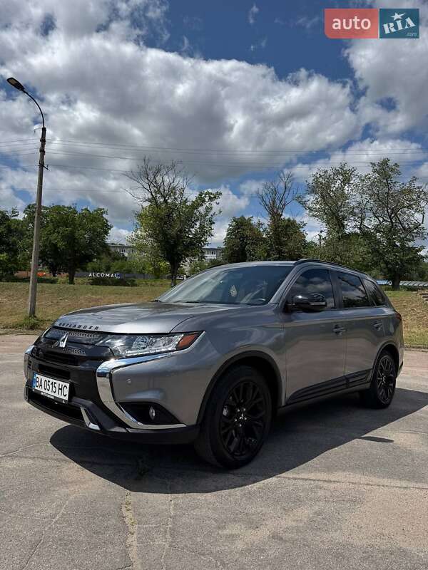 Mitsubishi Outlander 2018