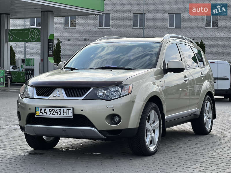 Mitsubishi Outlander 2008
