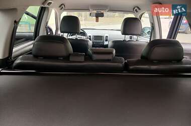 Внедорожник / Кроссовер Mitsubishi Outlander 2010 в 