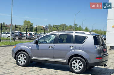 Внедорожник / Кроссовер Mitsubishi Outlander 2008 в 