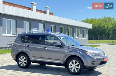 Внедорожник / Кроссовер Mitsubishi Outlander 2008 в 