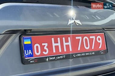 Внедорожник / Кроссовер Mitsubishi Outlander 2008 в 