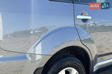 Внедорожник / Кроссовер Mitsubishi Outlander 2008 в 