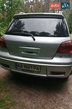 Внедорожник / Кроссовер Mitsubishi Outlander 2006 в 