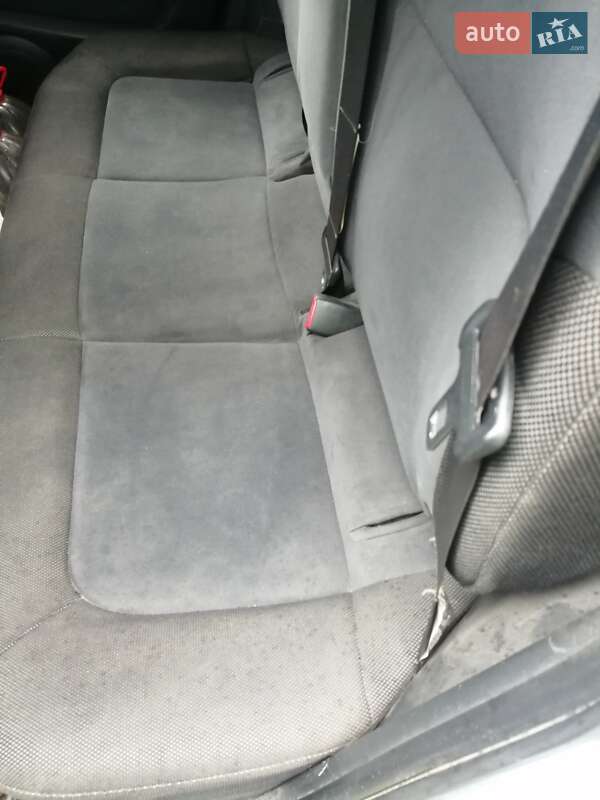 Позашляховик / Кросовер Mitsubishi Outlander 2006 в Києві