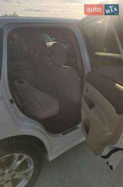 Внедорожник / Кроссовер Mitsubishi Outlander 2013 в 