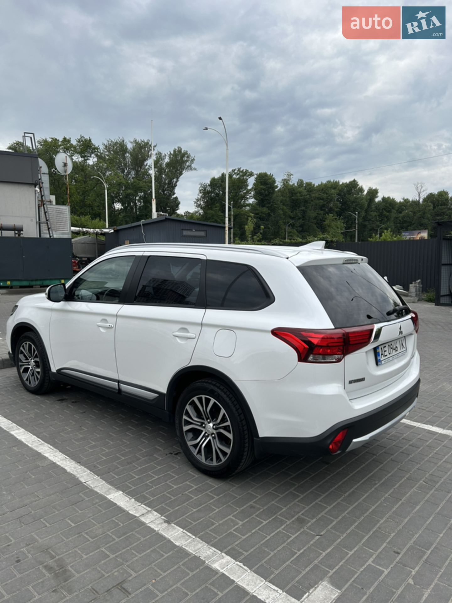2017 Mitsubishi Outlander - мініатюра 6