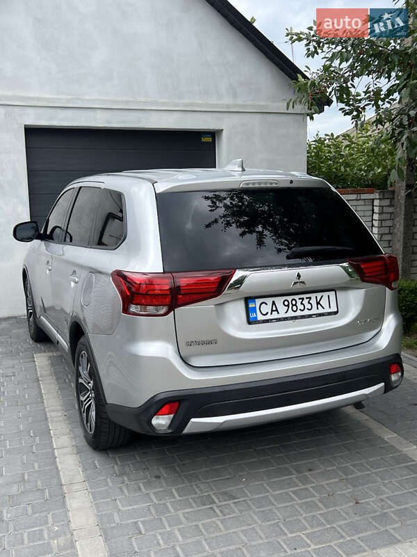 Внедорожник / Кроссовер Mitsubishi Outlander 2018 в Золотоноше