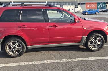 Внедорожник / Кроссовер Mitsubishi Outlander 2004 в 
