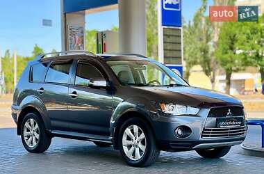 Внедорожник / Кроссовер Mitsubishi Outlander 2010 в Николаеве