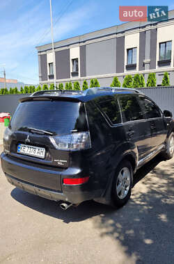 Внедорожник / Кроссовер Mitsubishi Outlander 2008 в 