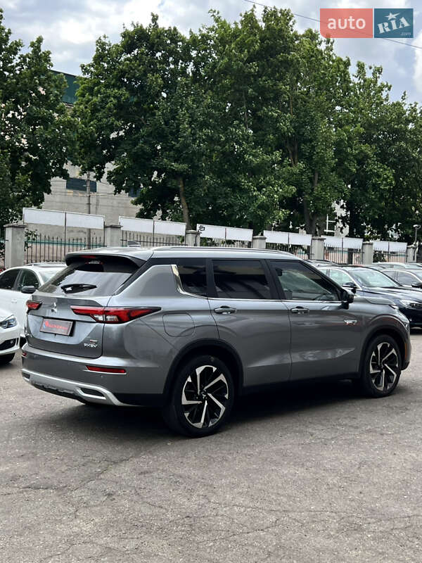 Внедорожник / Кроссовер Mitsubishi Outlander 2023 в Одессе фото 17 Внедорожник / Кроссовер Mitsubishi Outlander 2023 в Одессе