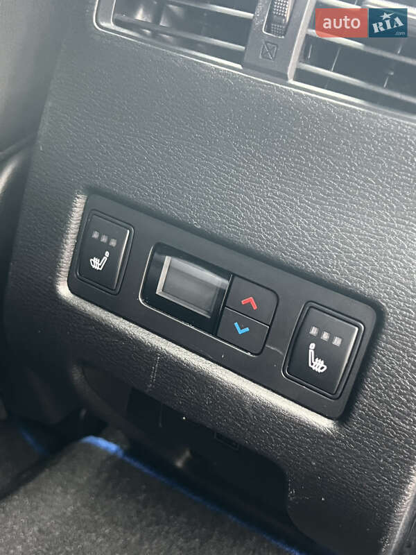 Внедорожник / Кроссовер Mitsubishi Outlander 2023 в Одессе фото 57 Внедорожник / Кроссовер Mitsubishi Outlander 2023 в Одессе