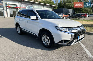 Позашляховик / Кросовер Mitsubishi Outlander 2019 в Дніпрі