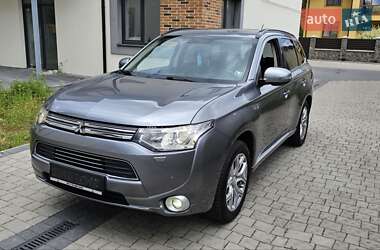 Позашляховик / Кросовер Mitsubishi Outlander 2014 в Коломиї