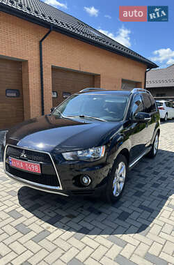 Позашляховик / Кросовер Mitsubishi Outlander 2010 в Рівному
