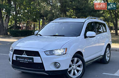 Внедорожник / Кроссовер Mitsubishi Outlander 2010 в Николаеве