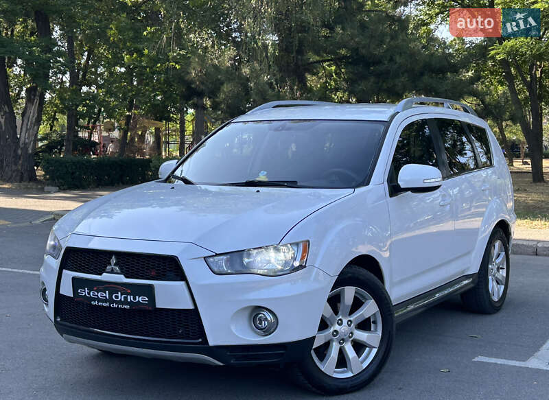 Mitsubishi Outlander 2010