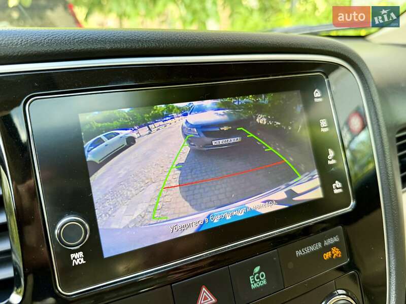 Внедорожник / Кроссовер Mitsubishi Outlander 2017 в Киеве