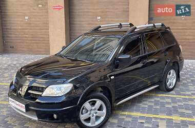 Внедорожник / Кроссовер Mitsubishi Outlander 2008 в 