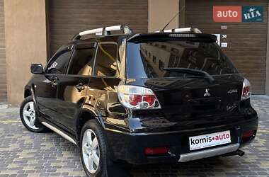 Внедорожник / Кроссовер Mitsubishi Outlander 2008 в 