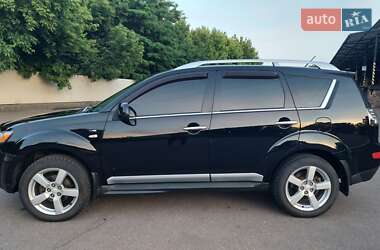 Внедорожник / Кроссовер Mitsubishi Outlander 2009 в 
