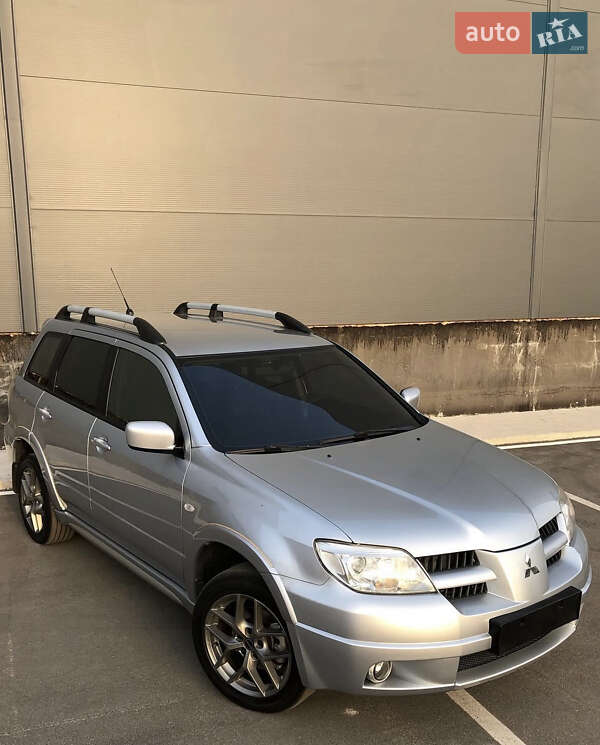 Внедорожник / Кроссовер Mitsubishi Outlander 2008 в Борисполе