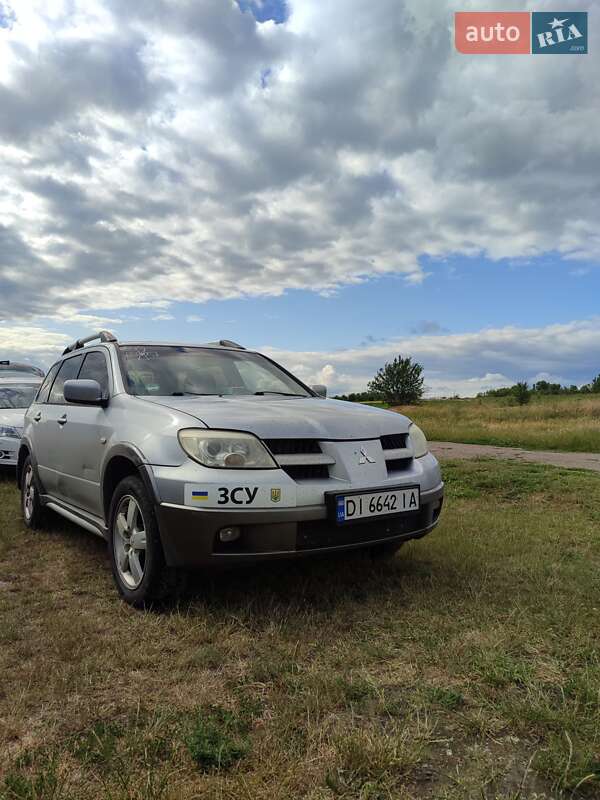 Mitsubishi Outlander 2005