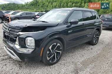 Mitsubishi Outlander 2023