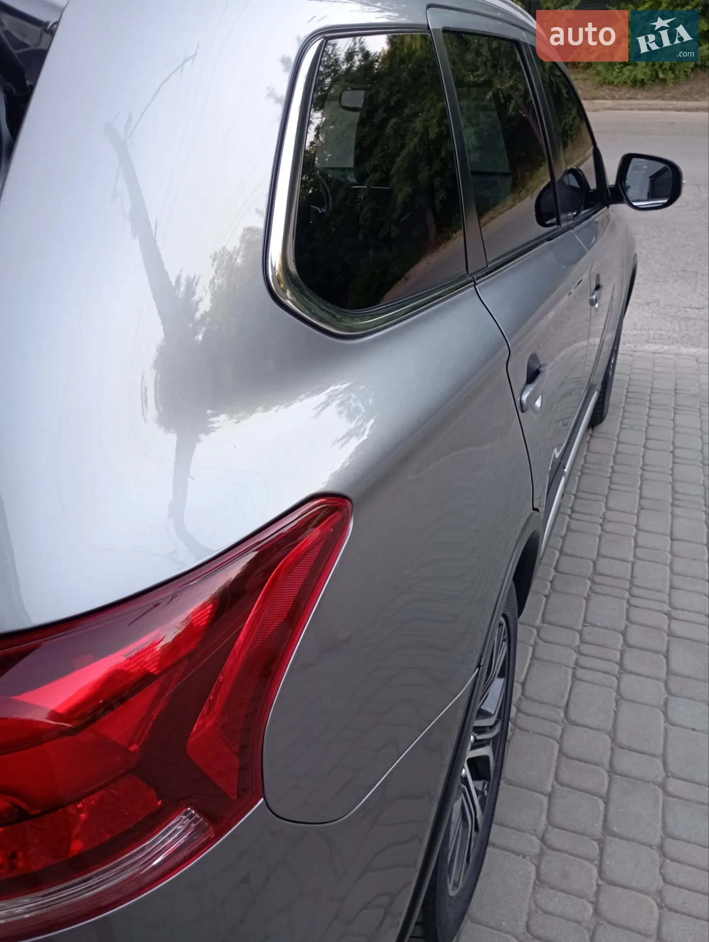 2017 Mitsubishi Outlander - мініатюра 25